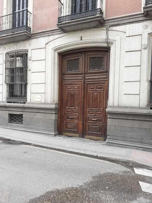 Comodo Apartamento Mayor Y Sol مدريد المظهر الخارجي الصورة